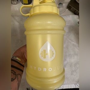 💛Yellow Classic HydroJug!